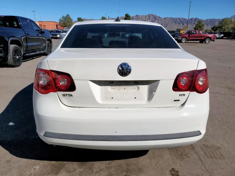 3VWRL7AJ8AM092890 - 2010 VOLKSWAGEN JETTA TDI 白色 照片 6