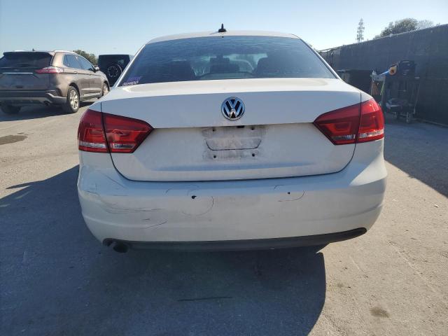1VWAT7A36FC106146 - 2015 VOLKSWAGEN PASSAT S WHITE photo 6