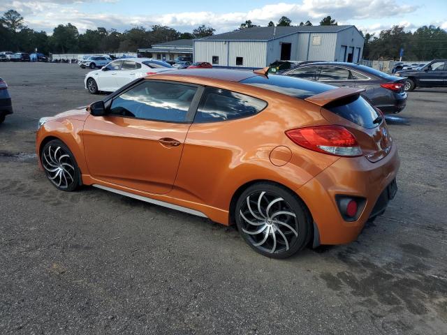KMHTC6AE2FU221985 - 2015 HYUNDAI VELOSTER TURBO ORANGE photo 2
