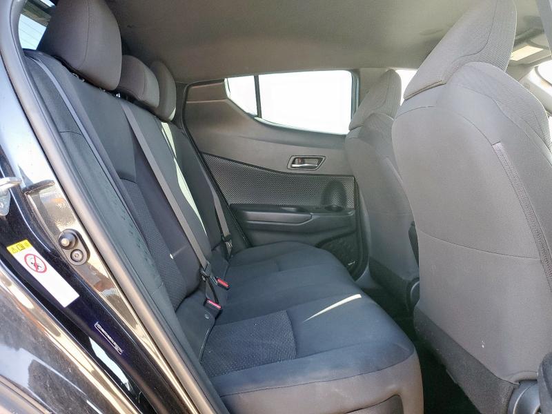 NMTKHMBX6JR022133 - 2018 TOYOTA C-HR XLE გრაფიტი ფოტო 11