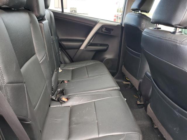 2T3BFREV1HW609752 - 2017 TOYOTA RAV4 LE SILVER photo 11