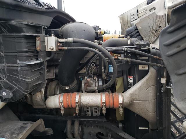 3AKJGBDV7JSKA7544 - 2018 FREIGHTLINER CASCADIA 1 WHITE photo 7