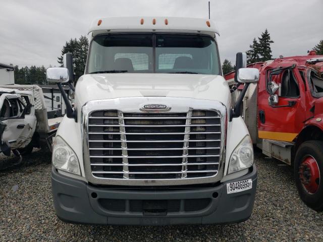 3AKJGBDV7JSKA7544 - 2018 FREIGHTLINER CASCADIA 1 WHITE photo 9