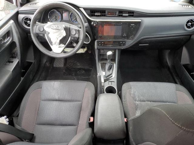 2T1BURHE9HC767669 - 2017 TOYOTA COROLLA L RED photo 8