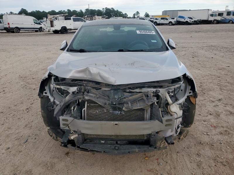 1G1ZE5ST0HF186959 - 2017 CHEVROLET MALIBU LT Silber Foto 5