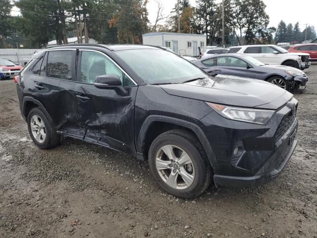 2T3P1RFV6MC200578 - 2021 TOYOTA RAV4 XLE BLACK photo 4