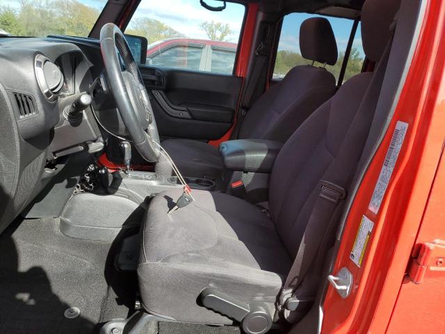 1C4BJWDG3GL202100 - 2016 JEEP WRANGLER U SPORT أحمر صورة 7