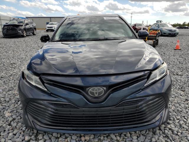 4T1C11AK3LU974399 - 2020 TOYOTA CAMRY LE BLUE photo 5