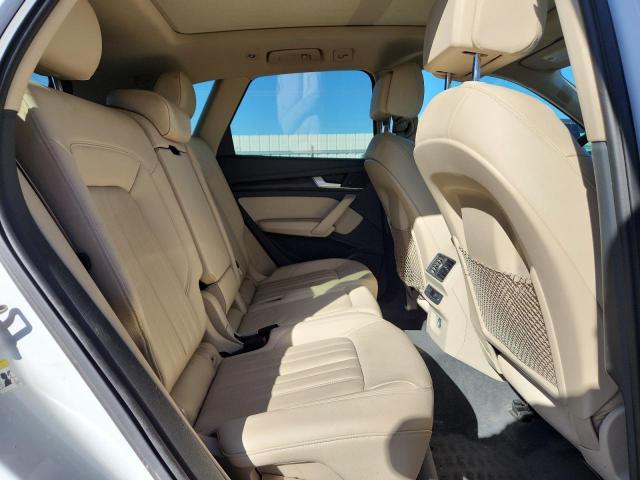 WA1CNAFY3J2144918 - 2018 AUDI Q5 PRESTIGE WHITE photo 11