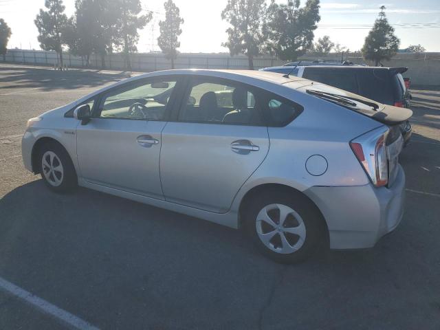 JTDKN3DUXE0380724 - 2014 TOYOTA PRIUS SILVER photo 2