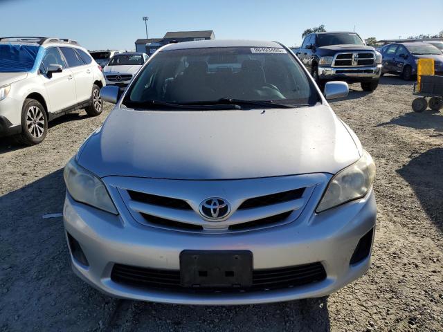 5YFBU4EE9DP166537 - 2013 TOYOTA COROLLA BASE 银色 照片 5