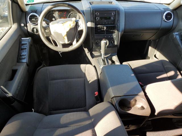 1FMEU7D85AUA36193 - 2010 FORD EXPLORER XLT SILVER photo 8