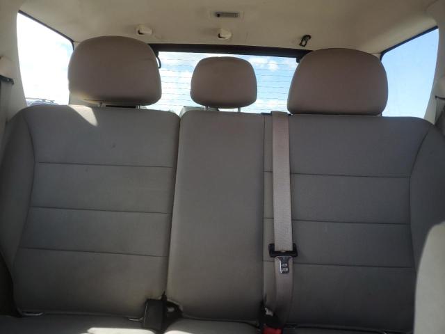 1FMCU0DG7CKC82263 - 2012 FORD ESCAPE XLT 红色 照片 10