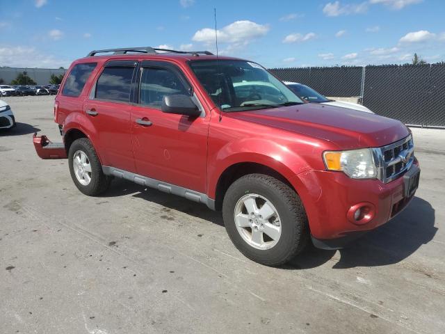 1FMCU0DG7CKC82263 - 2012 FORD ESCAPE XLT 红色 照片 4