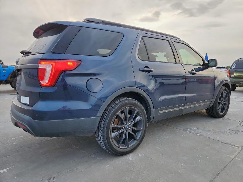 1FM5K7D85HGE23034 - 2017 FORD EXPLORER XLT BLUE photo 3