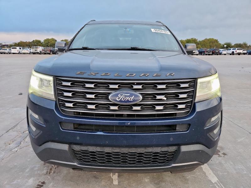 1FM5K7D85HGE23034 - 2017 FORD EXPLORER XLT BLUE photo 5