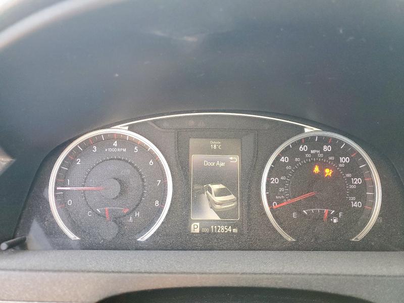 4T1BF1FK9HU715820 - 2017 TOYOTA CAMRY LE 灰色 照片 9