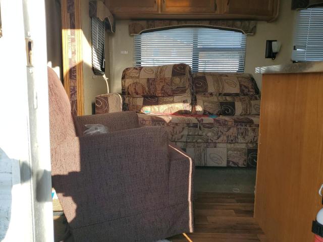 4X4TWDD29BA245353 - 2011 FOREST RIVER WILDWOOD 28RLSS TWO TONE photo 6