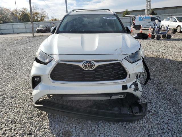 5TDGZRBH3NS244743 - 2022 TOYOTA HIGHLANDER XLE WHITE photo 5