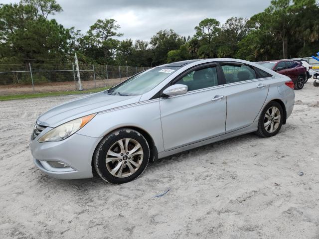 2013 HYUNDAI SONATA SE, 