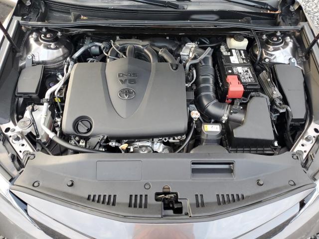 4T1BZ1HK5JU005551 - 2018 TOYOTA CAMRY XSE 灰色 照片 11