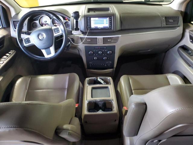 2C4RVABG6CR391870 - 2012 VOLKSWAGEN ROUTAN SE WHITE photo 8