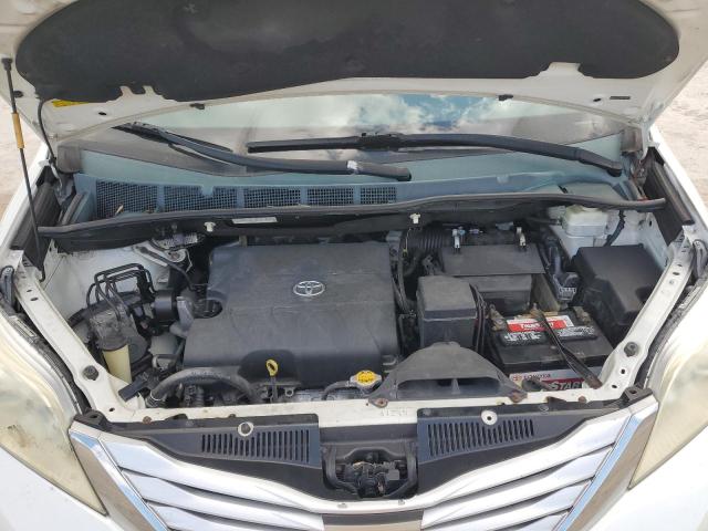 5TDYK3DC9DS388612 - 2013 TOYOTA SIENNA XLE WHITE photo 12