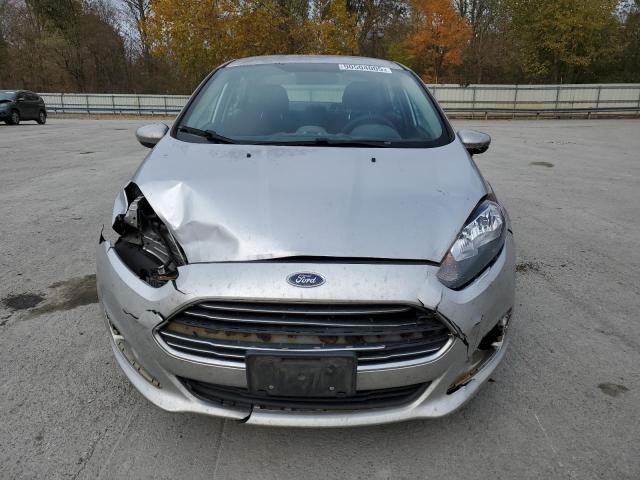 3FADP4BJ6KM159301 - 2019 FORD FIESTA SE Gümüş foto 5