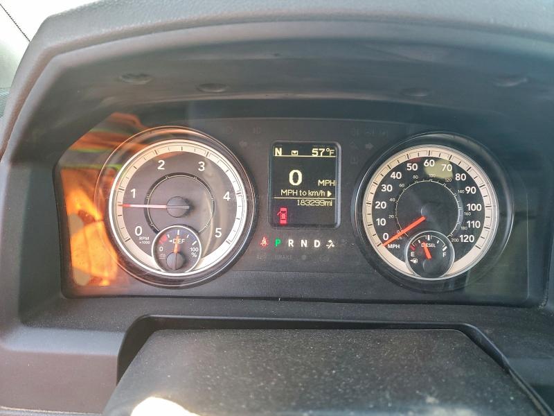 3C63RPGL5GG121857 - 2016 RAM 3500 ST Blanco foto 9