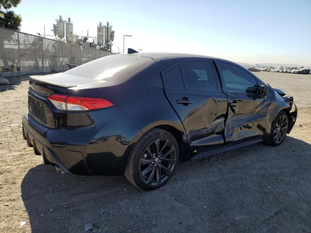 JTDP4MCE8P3515662 - 2023 TOYOTA COROLLA SE Schwarz Foto 3