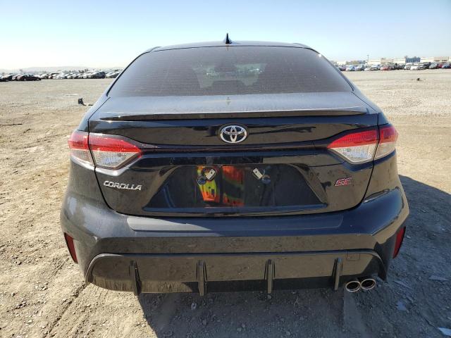 JTDP4MCE8P3515662 - 2023 TOYOTA COROLLA SE Schwarz Foto 6