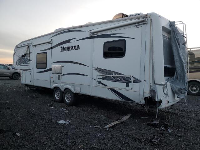 4YDF37525B4701209 - 2011 KEYSTONE MONTANA WHITE photo 3