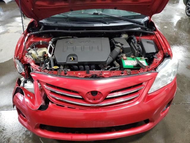 5YFBU4EE2DP158201 - 2013 TOYOTA COROLLA BASE Czerwony zdjęcie 11