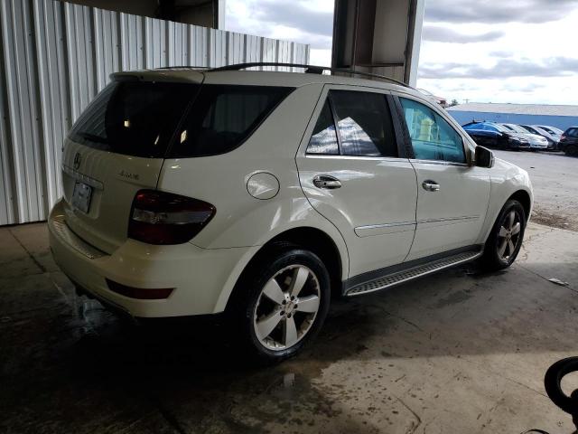 4JGBB8GB2BA669775 - 2011 MERCEDES-BENZ ML 350 4MATIC WHITE photo 3