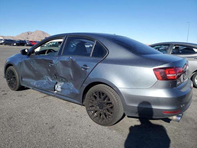 3VW2B7AJ4JM251635 - 2018 VOLKSWAGEN JETTA S ნაცრისფერი ფოტო 2