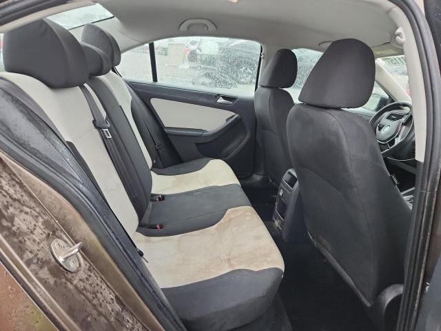 3VW2K7AJ5FM291830 - 2015 VOLKSWAGEN JETTA BASE BROWN photo 10