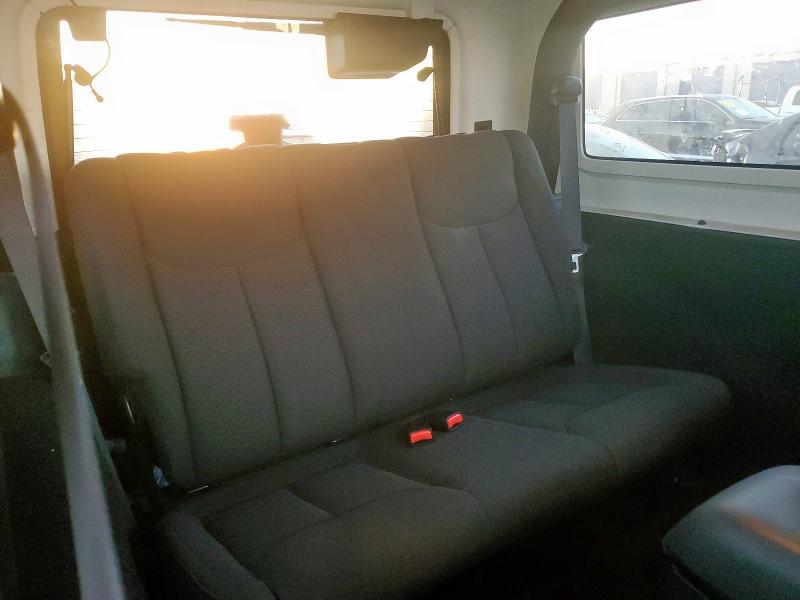 1C4AJWAG3GL110937 - 2016 JEEP WRANGLER SPORT GREEN photo 11