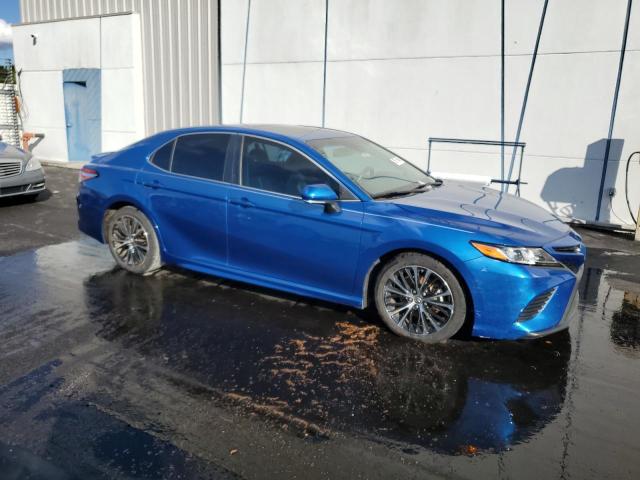 4T1B11HK3JU019357 - 2018 TOYOTA CAMRY L 蓝色 照片 4