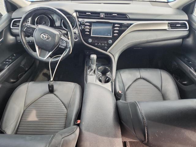 4T1B11HK3JU019357 - 2018 TOYOTA CAMRY L 蓝色 照片 8