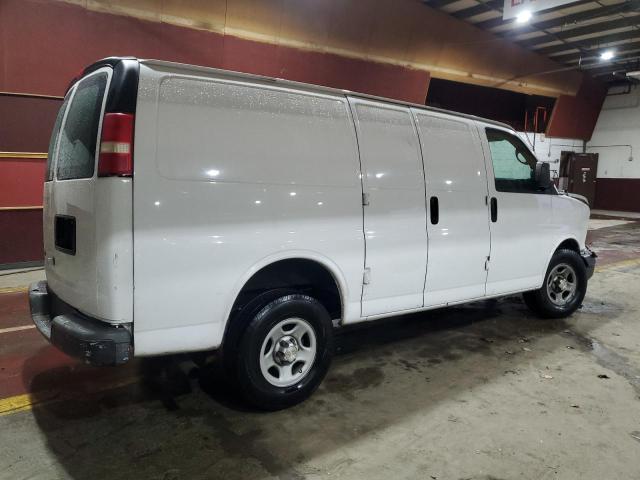1GCFG15X881136089 - 2008 CHEVROLET EXPRESS G1 WHITE photo 3