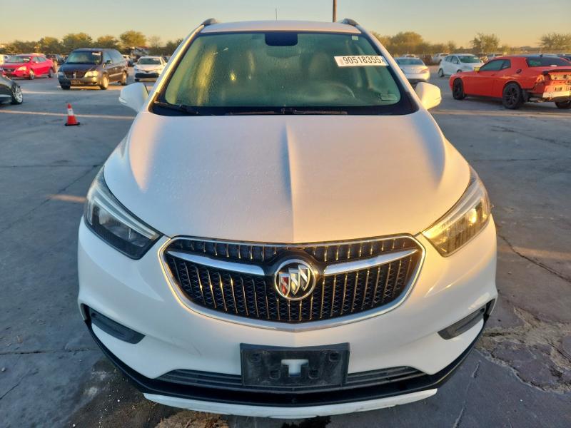 KL4CJASB8HB104275 - 2017 BUICK ENCORE PREFERRED WHITE photo 5