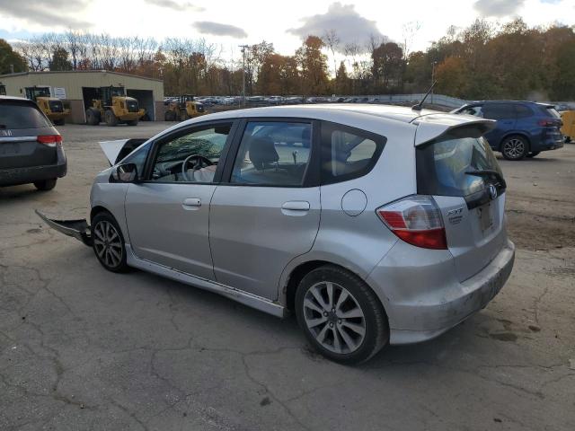 JHMGE8H54DC038817 - 2013 HONDA FIT SPORT 银色 照片 2