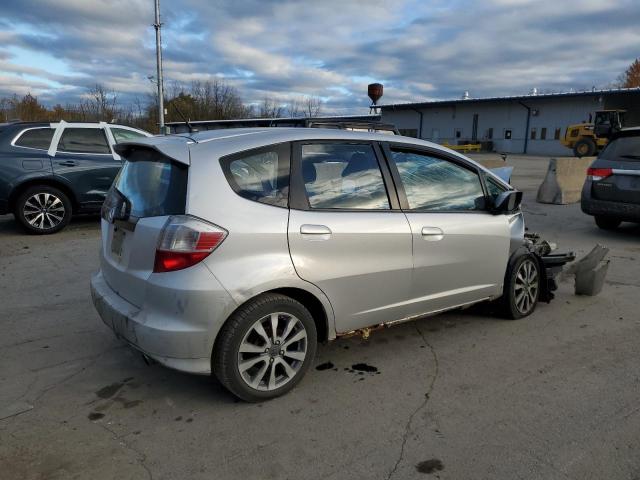 JHMGE8H54DC038817 - 2013 HONDA FIT SPORT 银色 照片 3