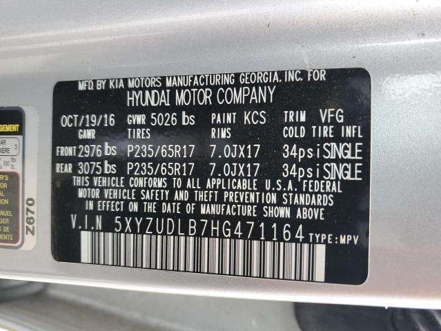 5XYZUDLB7HG471164 - 2017 HYUNDAI SANTA FE S Silber Foto 13