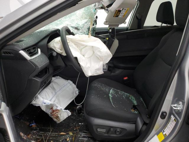 4T3RWRFV7SU165068 - 2025 TOYOTA RAV4 XLE 银色 照片 7