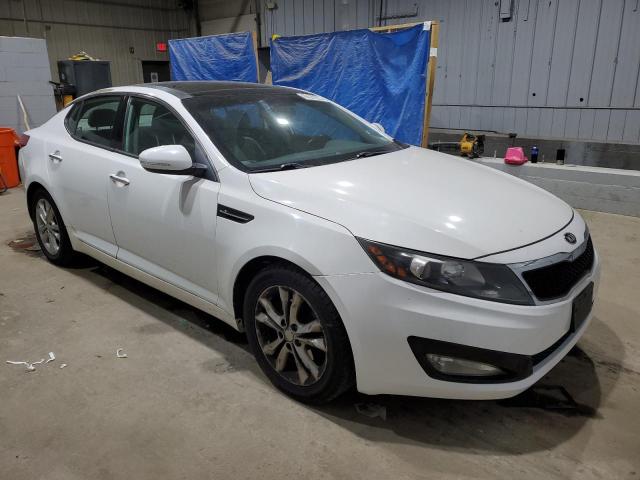 5XXGN4A77DG218251 - 2013 KIA OPTIMA EX WHITE photo 4