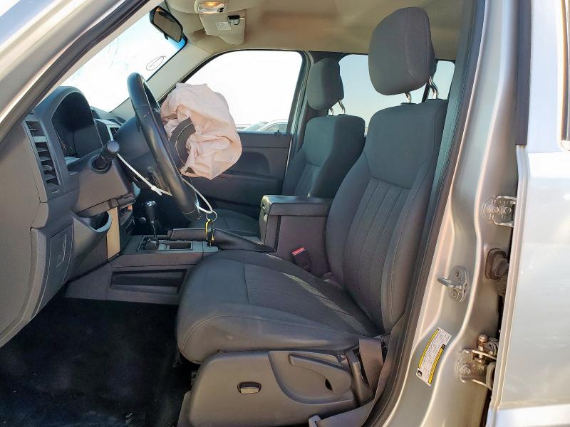 1C4PJMAK6CW160694 - 2012 JEEP LIBERTY SPORT SILVER photo 7