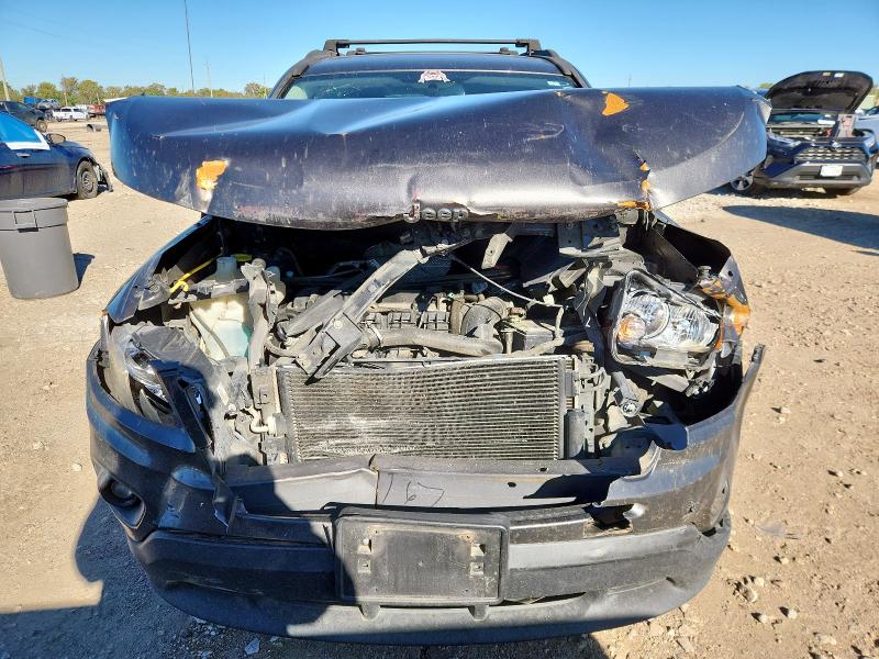 1C4NJCEAXGD735268 - 2016 JEEP COMPASS LATITUDE Gris foto 5