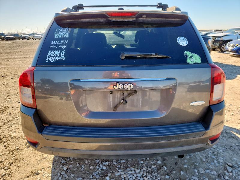 1C4NJCEAXGD735268 - 2016 JEEP COMPASS LATITUDE Gris foto 6