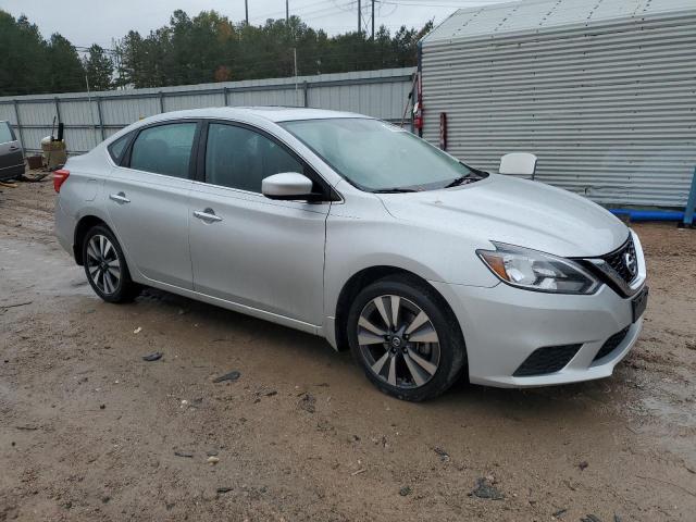 3N1AB7AP7KY323413 - 2019 NISSAN SENTRA S 银色 照片 4